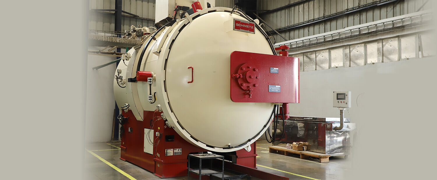 vacuum heat treatment machine
